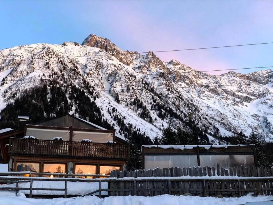 Widok na góry z tego hotelu