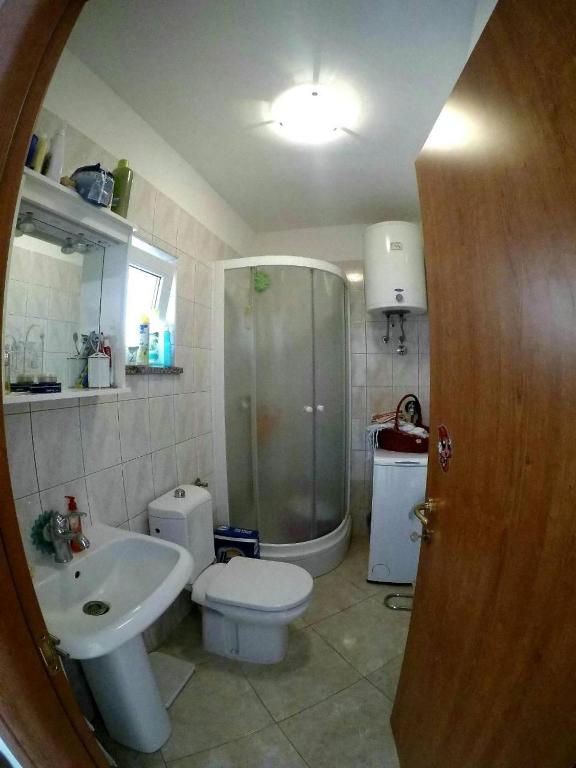 Koupelna v ubytování Nives