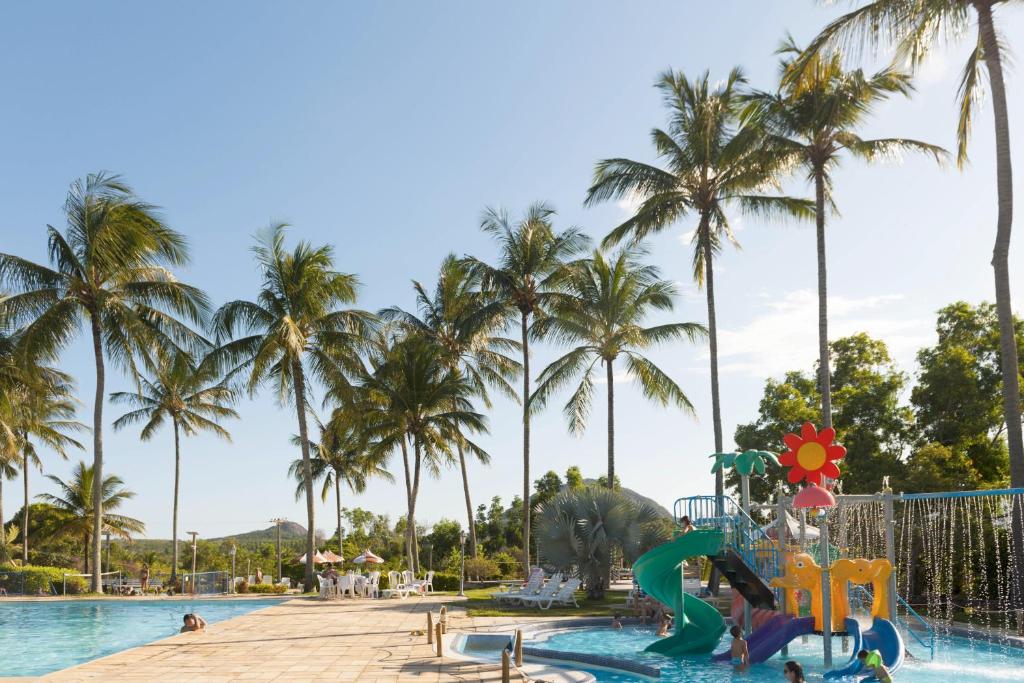  Flamboyant Hotel & Convention