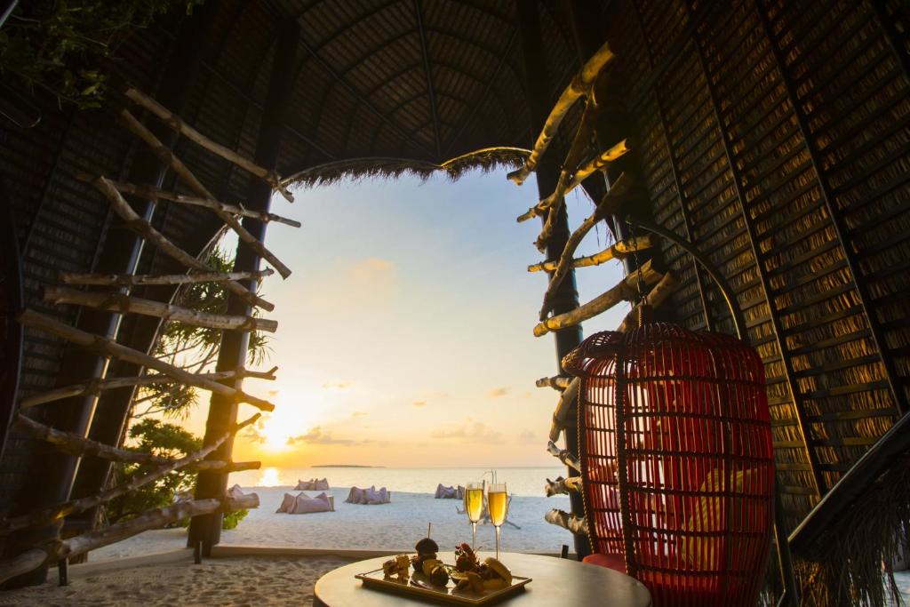 Niva Dhigali Maldives - A Premium All-Inclusive Resort - View 29