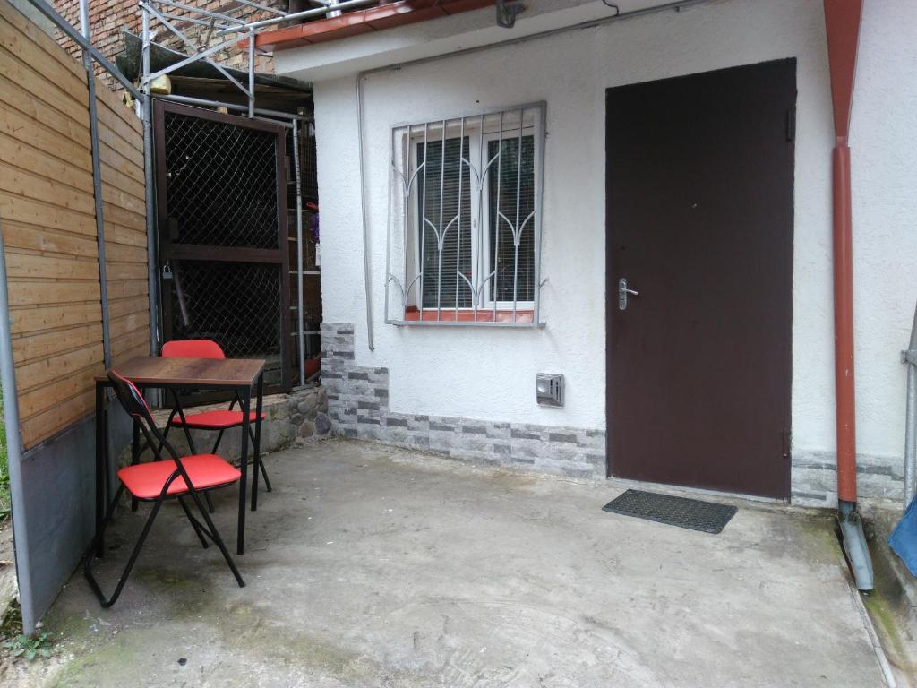Fotografie z fotogalerie ubytování Apartment On Erekle 25a v destinaci Bordžomi