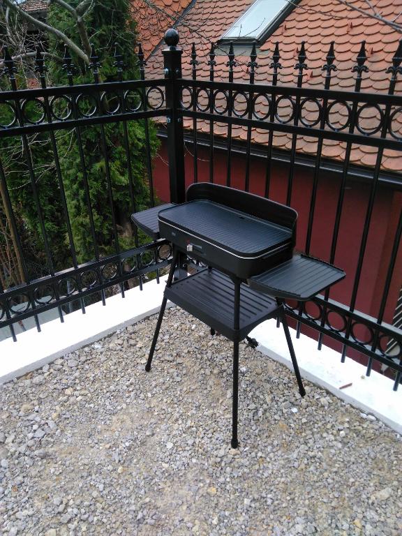 Apartment Comeback - 17