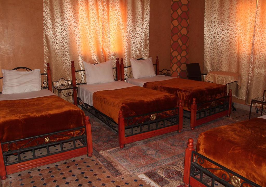 Postel nebo postele na pokoji v ubytování Hotel Marmar