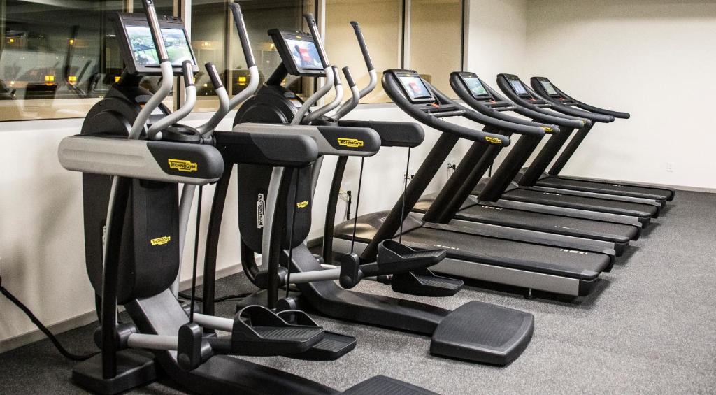Fitness centrum a/nebo fitness zařízení v ubytování CIVANA Wellness Resort & Spa