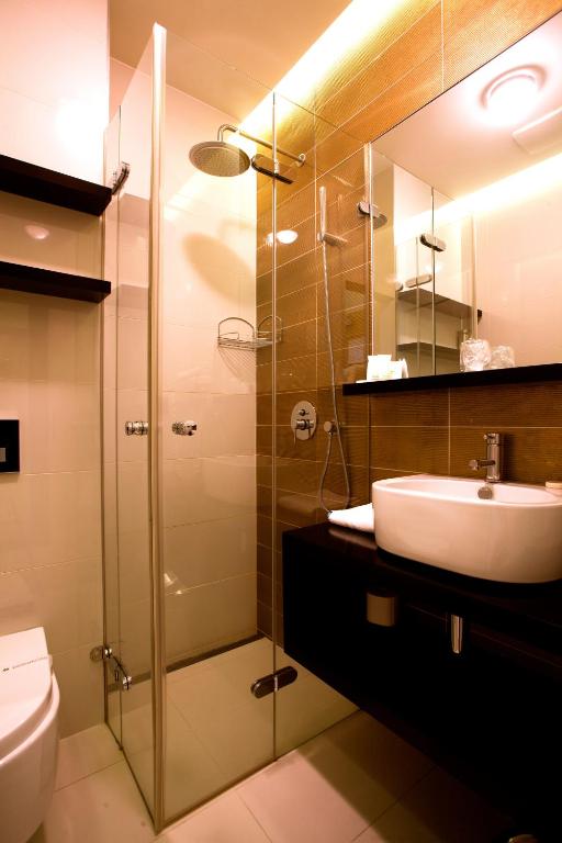 Koupelna v ubytování Hotel Ambiente Wellness & Spa