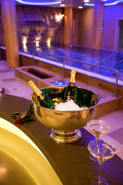Nápoje v ubytování Hotel Ambiente Wellness & Spa