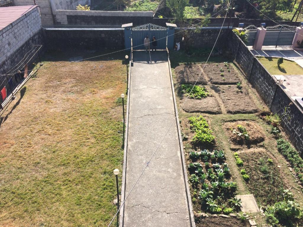 Κήπος έξω από το Hope Guest House