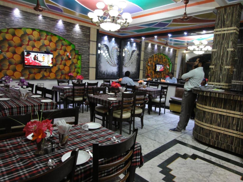 Restaurace v ubytování Hotel Taj Plaza, VIP Road, Agra