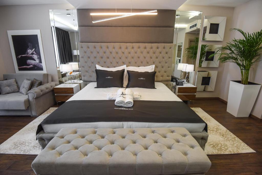 Hotel Mirror - Chambre Deluxe - Navette Aéroport Gratuite