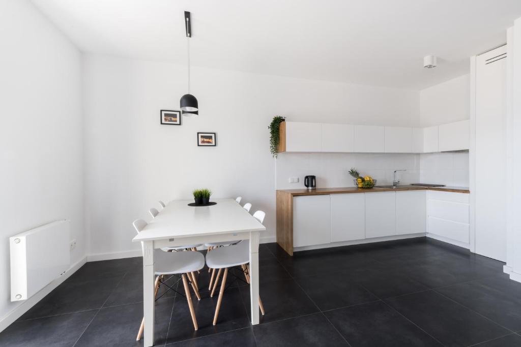 Halna Residence - Apartment With Balcony