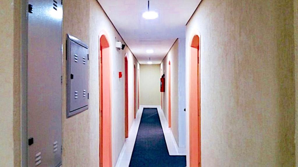  Hotel Luxatel (Adults Only)