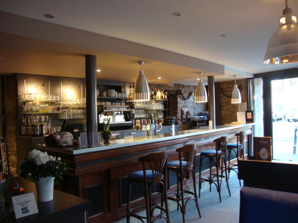 Lounge nebo bar v ubytování Le Cadoudal