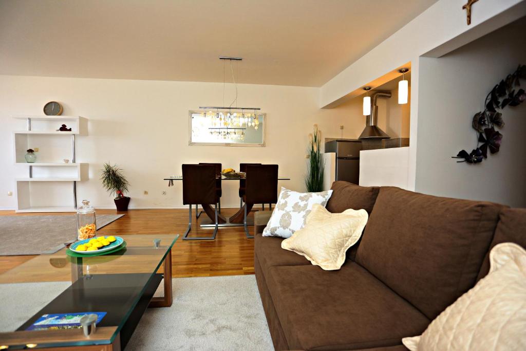 Posedenie v ubytovaní Apartman Lucita