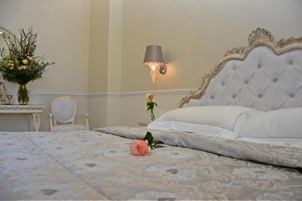 The Moon Boutique Hotel & Spa - 3