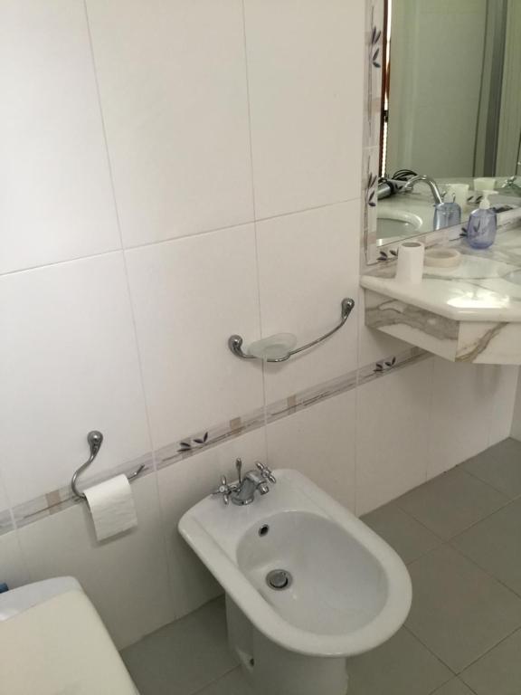 Kúpeľňa v ubytovaní Appartamento Casa Tonina