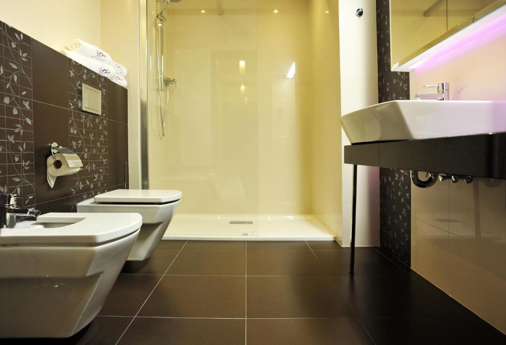 Hotel 3 Trio - Resim 44