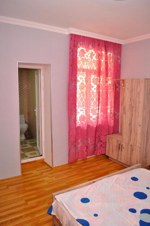 Postel nebo postele na pokoji v ubytování Sofia Guest House