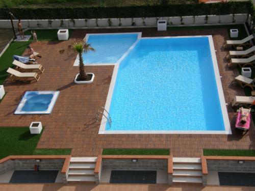 Bazén v ubytování Hotel Principe Residence nebo v jeho okolí