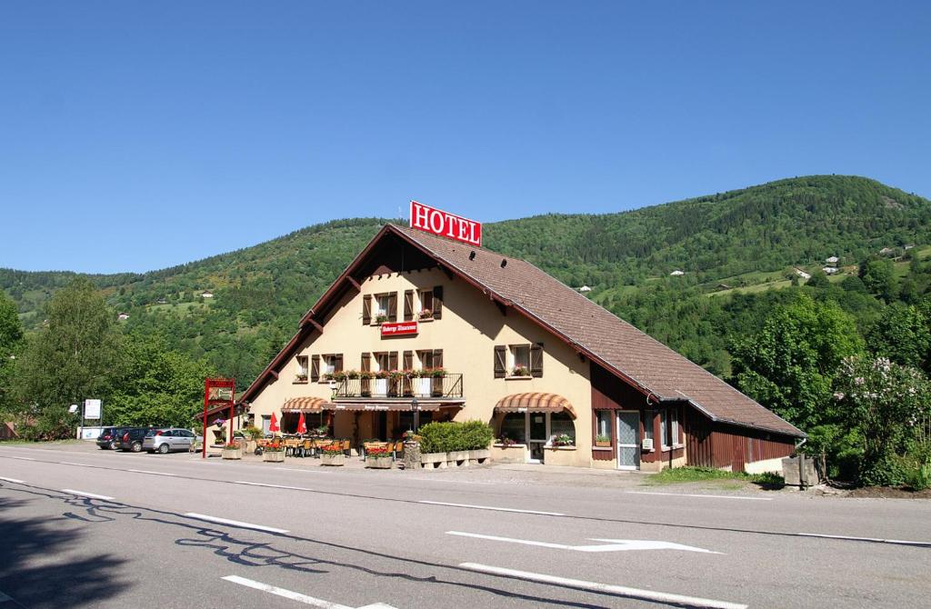a hotel building on the side of a road at Auberge Alsacienne in Bussang