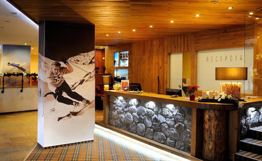 Vstupní hala nebo recepce v ubytování Hotel FIS
