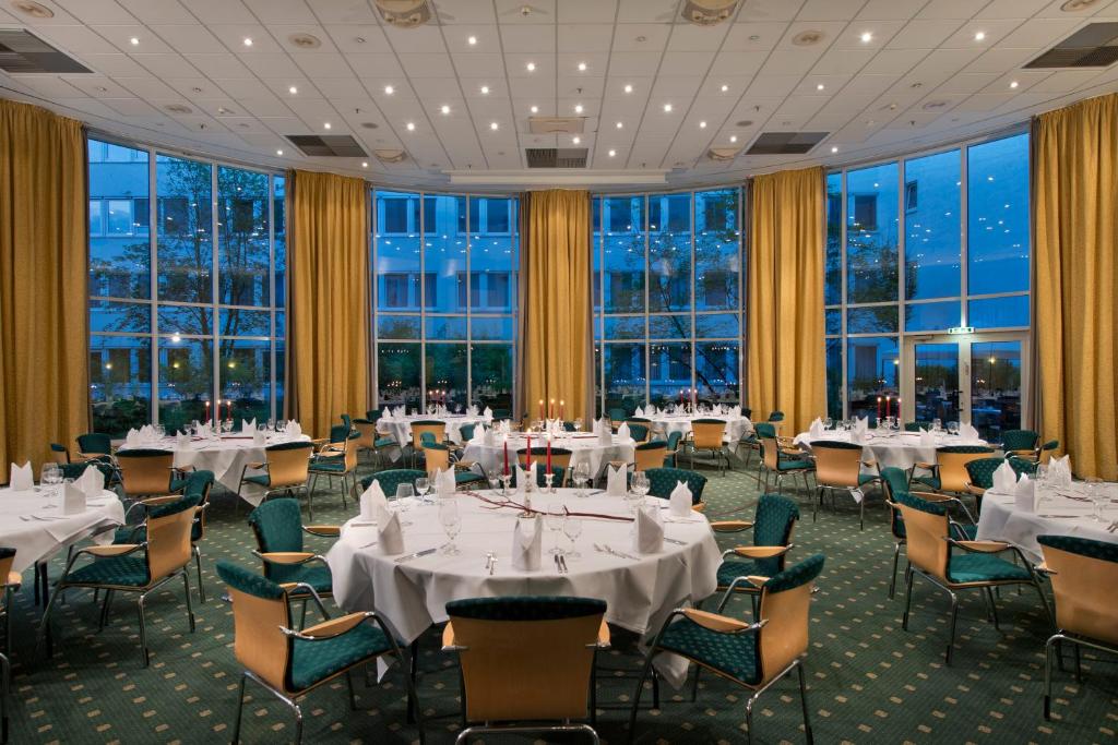 Wyndham Hannover Atrium - Resim 4