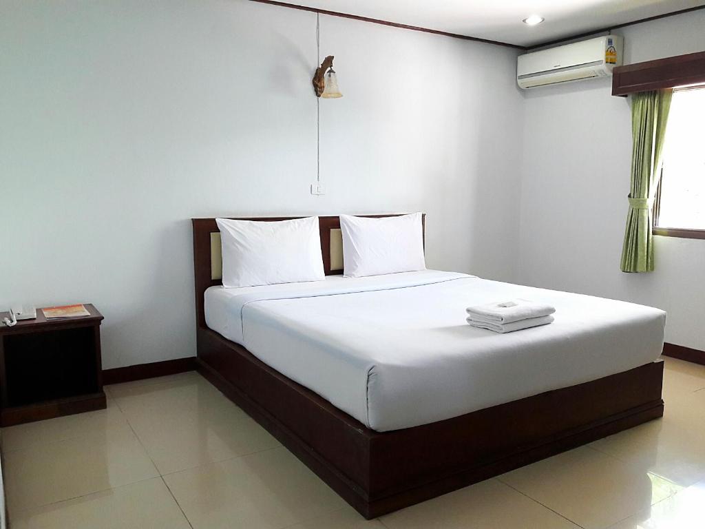 โรงแรมฟ้าพราวฝน Fah Proud Fon Hotel - Standard King Room