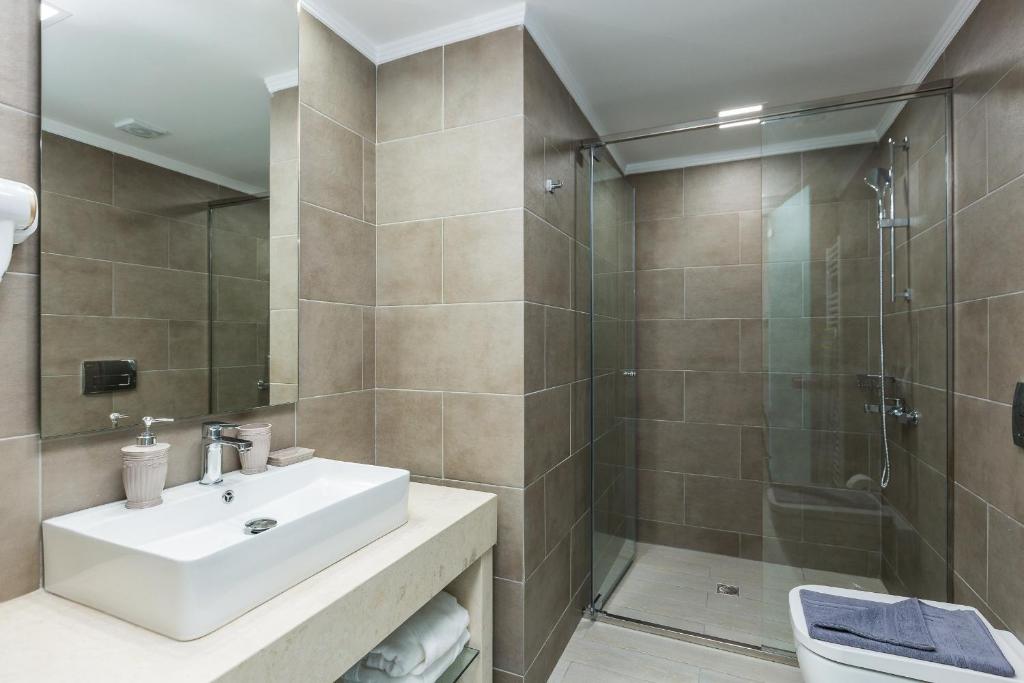 Sun and Sea Plus Resort - 14