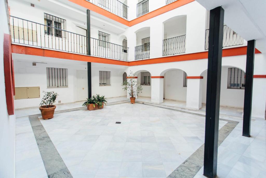 One and Lux- Lagar, Sevilla – Bijgewerkte prijzen 2023