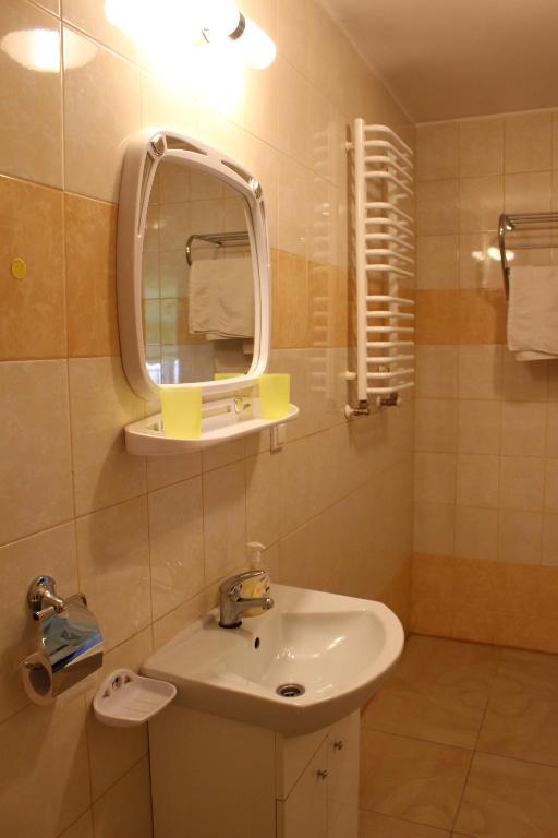 Kúpeľňa v ubytovaní Karczma Rycerska Lebork
