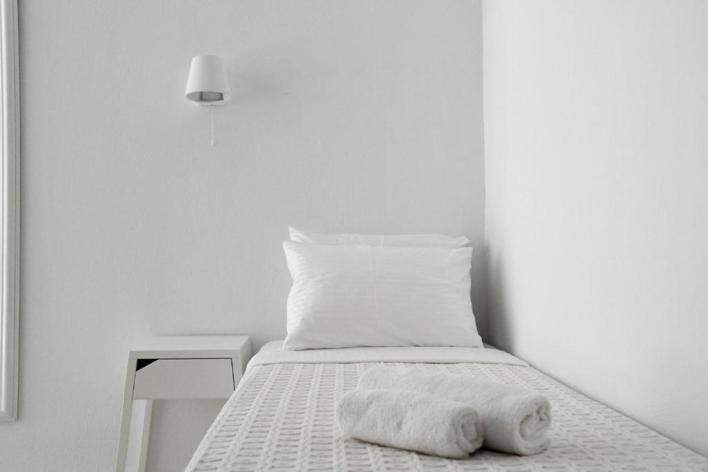 Amperian Mykonos Suites & Villas - 15