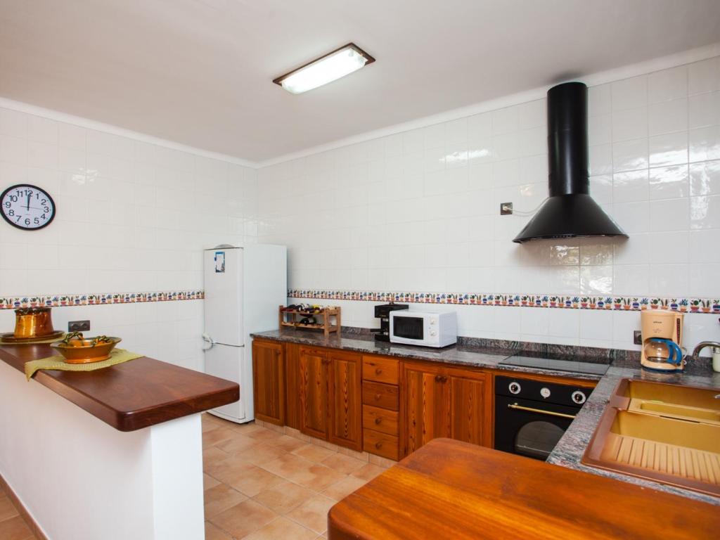 A kitchen or kitchenette at Finca Ses Comes