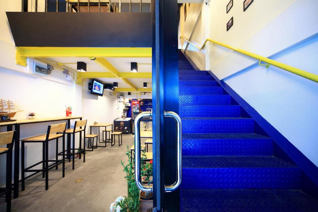 Tuk Tuk Hostel - Resim 44