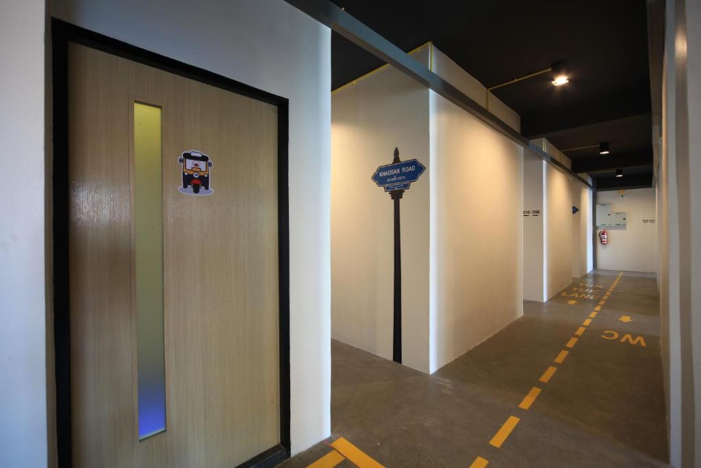 Tuk Tuk Hostel - Resim 40