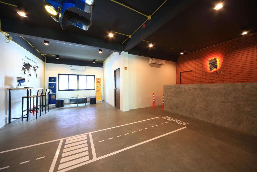 Tuk Tuk Hostel - Resim 35