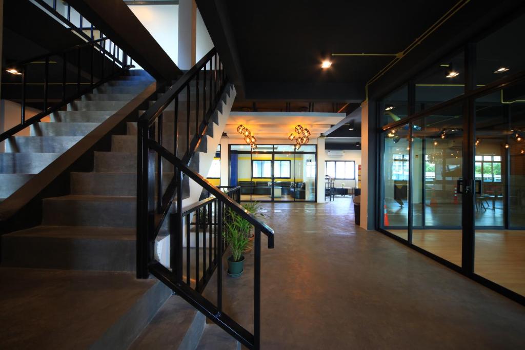 Tuk Tuk Hostel - Resim 33