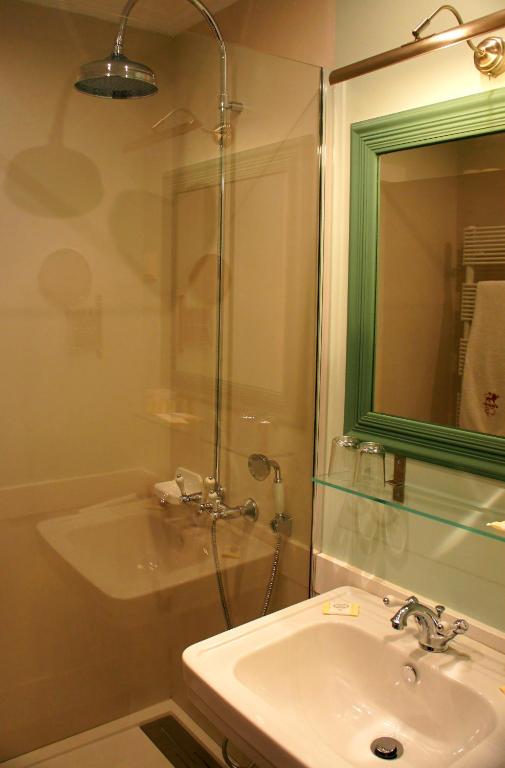 Koupelna v ubytování Casa de Sezim