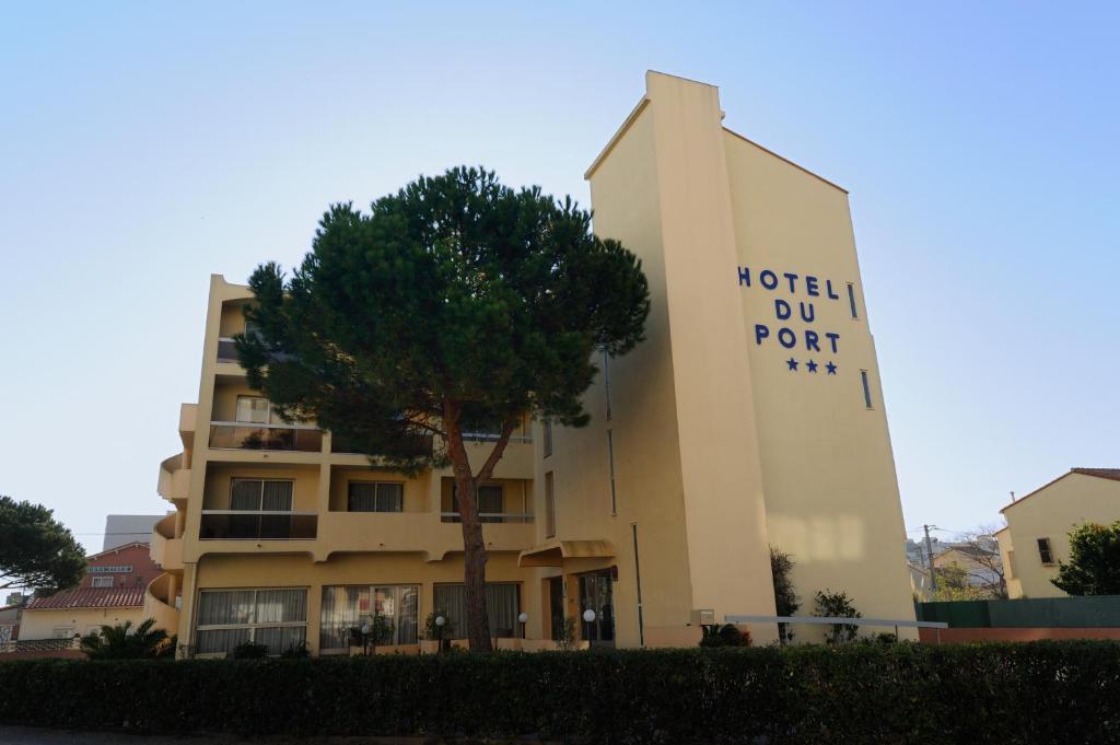Photo de la galerie de l'établissement Hotel du Port, à Canet