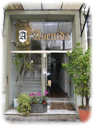 Η πρόσοψη ή η είσοδος του Hotel Avenida