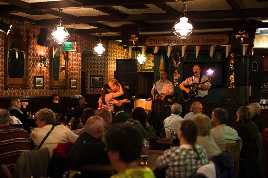 Eviston House Hotel - Resim 5