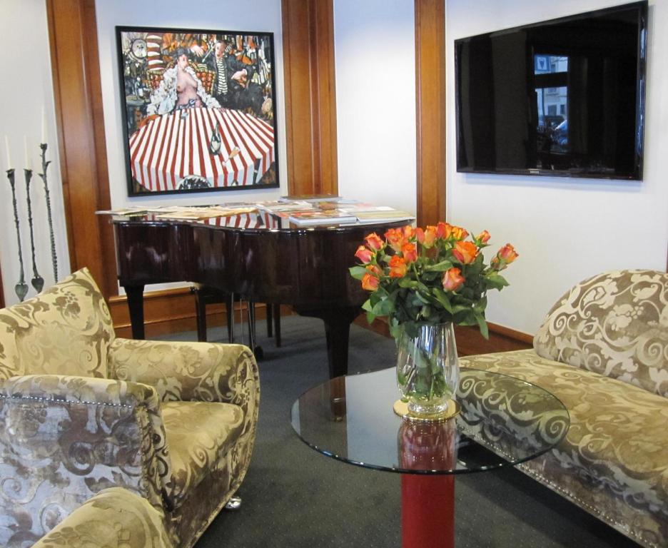 The New Midi - Resim 21