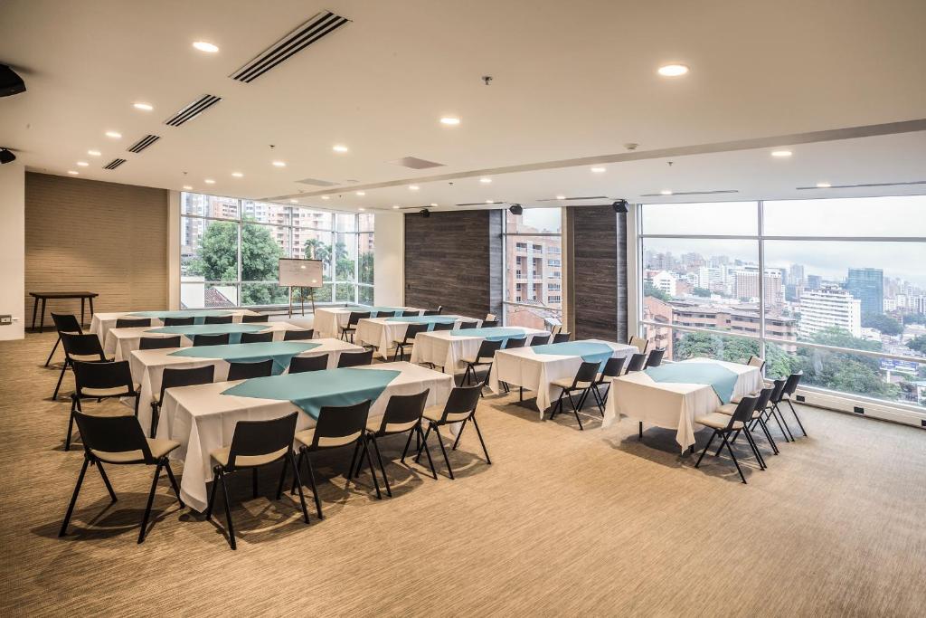 Restaurace v ubytování V Grand Hotel, a member of Radisson Individuals