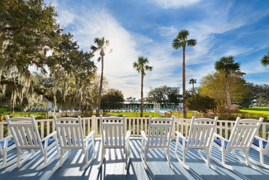 Jekyll Island Club Resort外面的花园