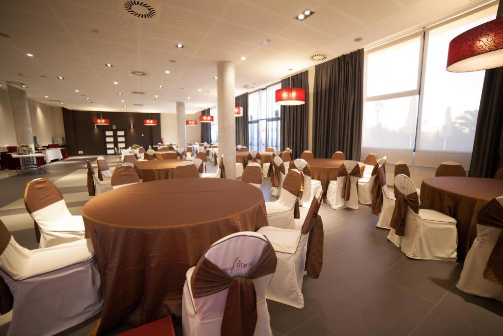 Restaurace v ubytování Brea's Hotel