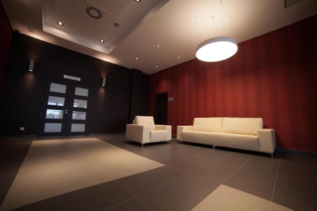 Posezení v ubytování Brea's Hotel