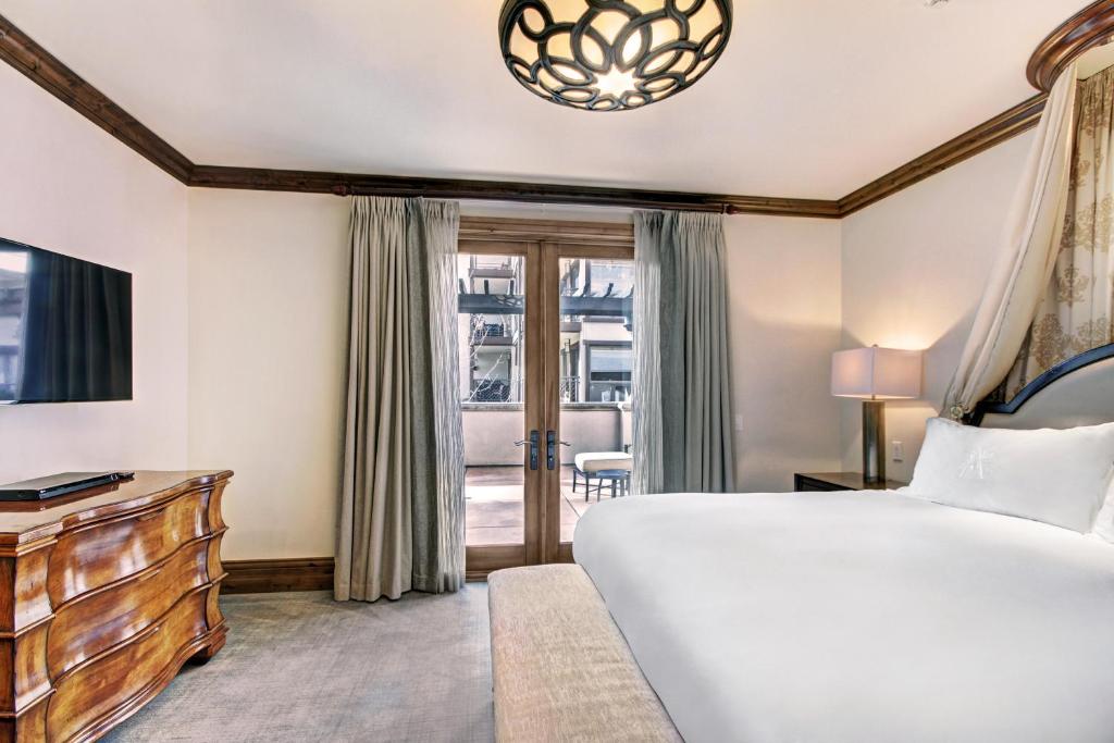 The Arrabelle at Vail Square, a RockResort - 