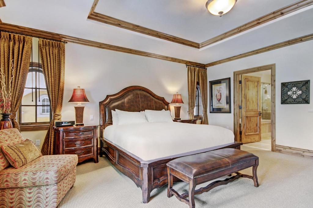 The Arrabelle at Vail Square, a RockResort - 