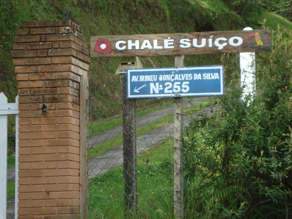  Chalé Suiço de Campos do Jordão