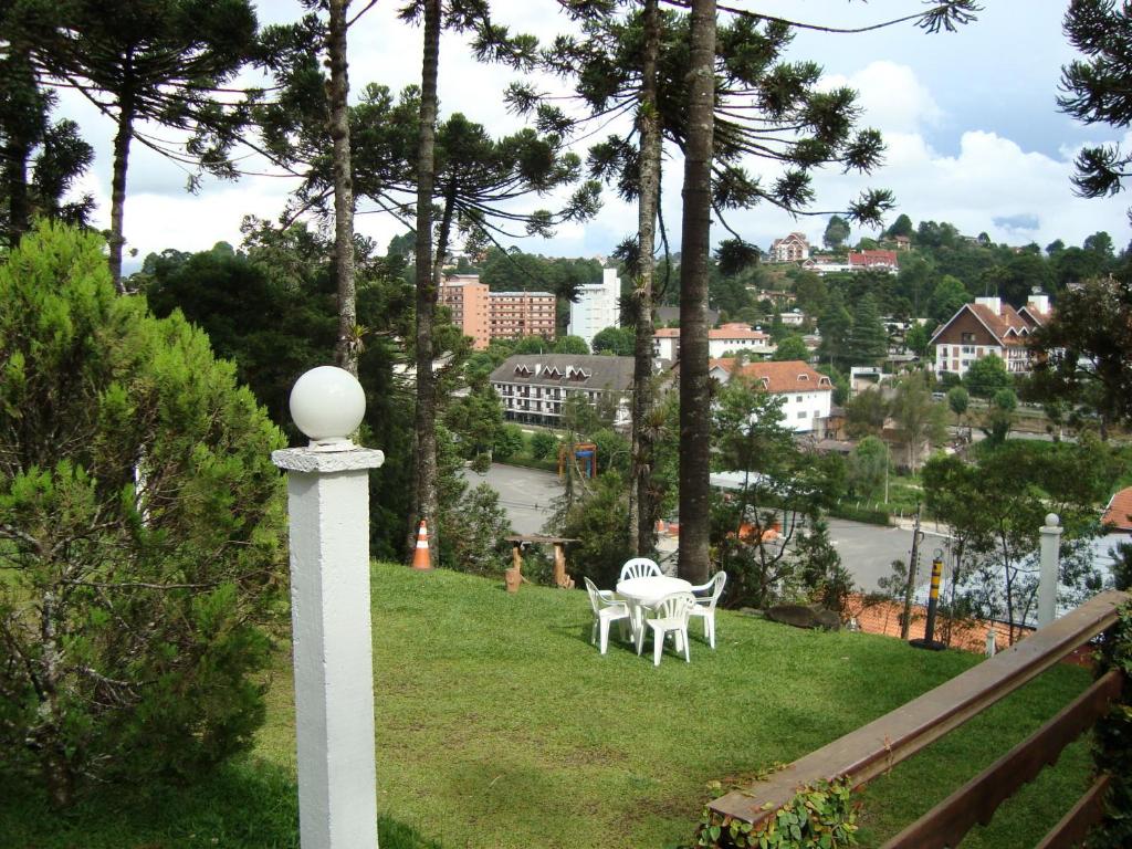  Chalé Suiço de Campos do Jordão