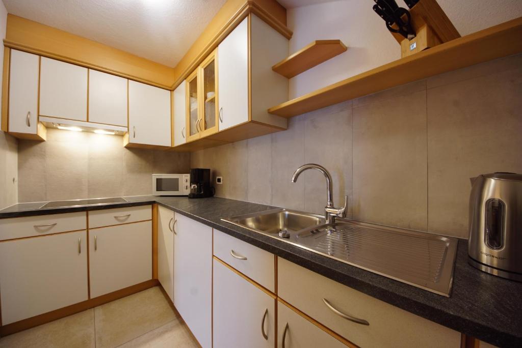 Kuchyňa alebo kuchynka v ubytovaní Agriturismo Grones