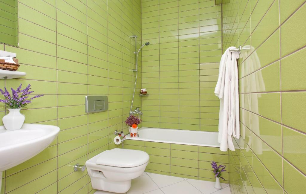 Koupelna v ubytování Turkoman Hotel
